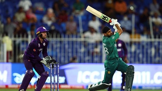 Mohammad Yousuf criticizes Shoaib Malik’s selection for PSL X and calls for PCB action