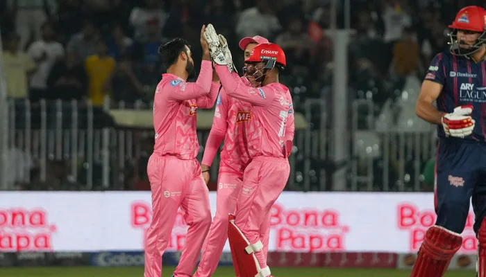 Islamabad United players celebrating a dominant victory over Karachi Kings in PSL 10