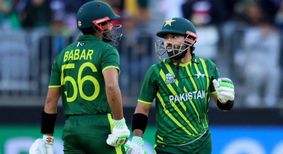 Mike Hesson discusses potential return of Babar Azam and Mohammad Rizwan to Pakistan's T20I squad